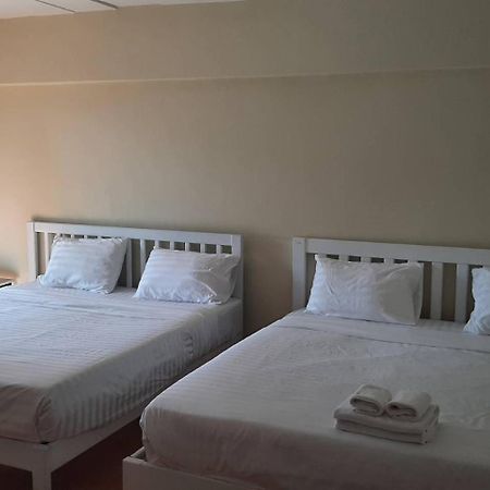 Lomsabai Apartments بانغسين المظهر الخارجي الصورة
