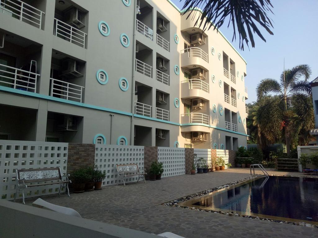 Lomsabai Apartments بانغسين المظهر الخارجي الصورة