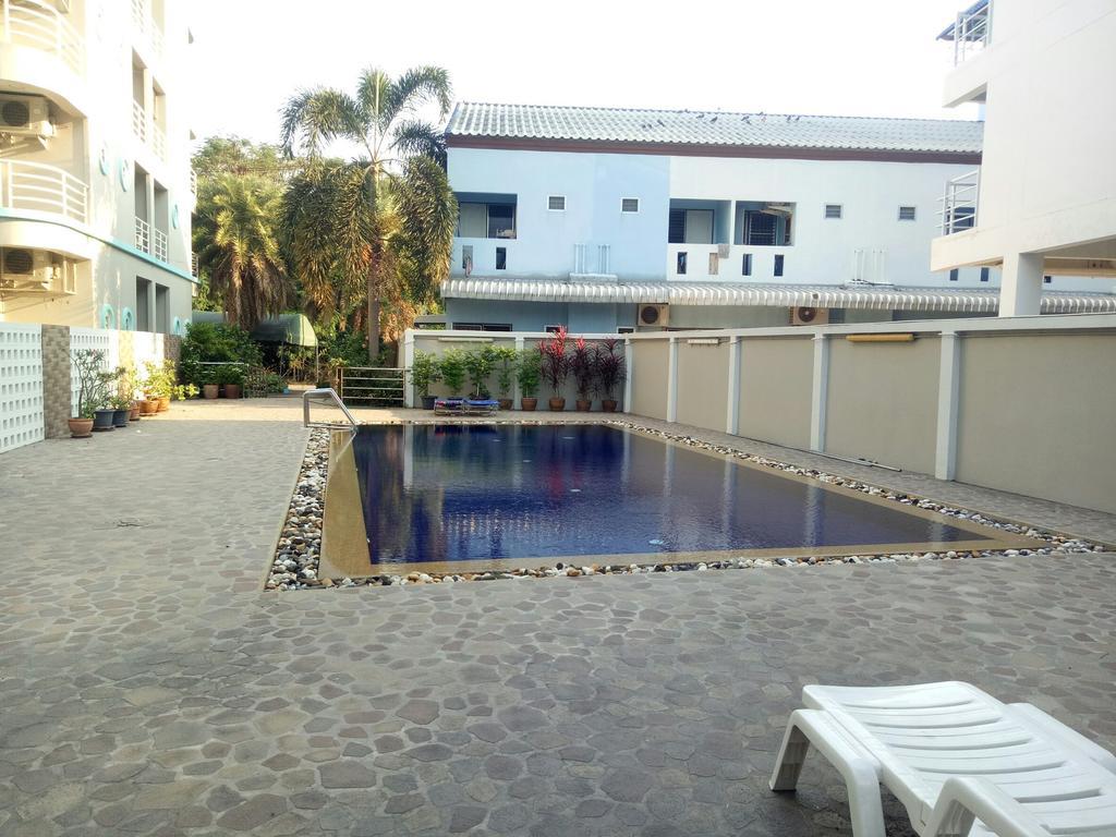 Lomsabai Apartments بانغسين المظهر الخارجي الصورة