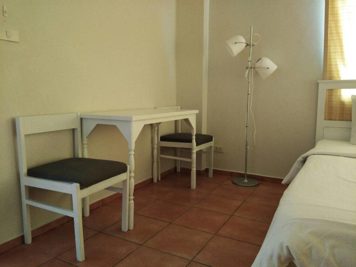 Lomsabai Apartments بانغسين المظهر الخارجي الصورة