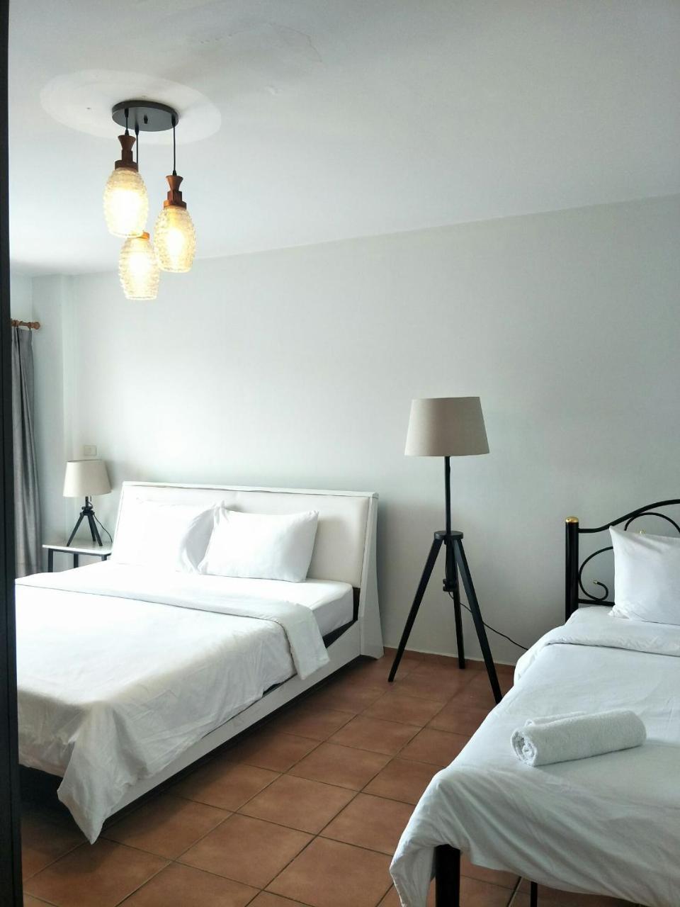 Lomsabai Apartments بانغسين المظهر الخارجي الصورة