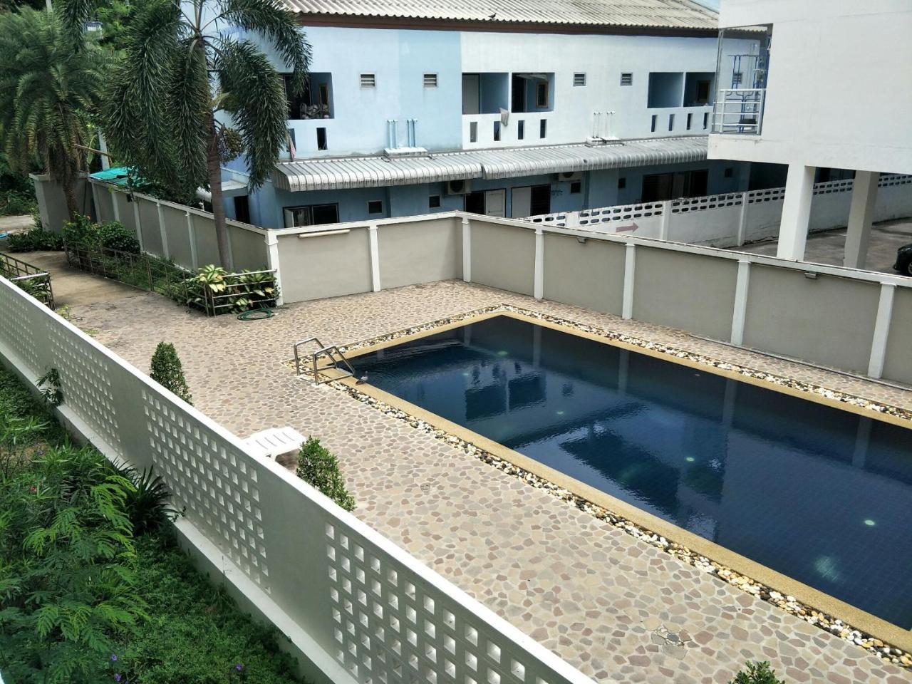 Lomsabai Apartments بانغسين المظهر الخارجي الصورة